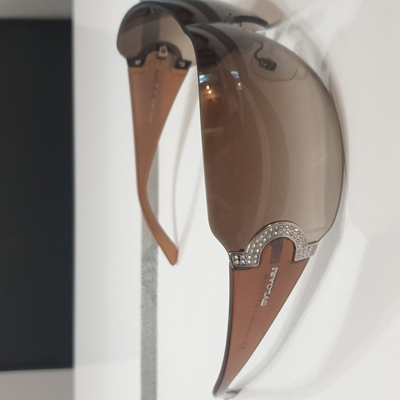 Authentic Bvlgari sunglasses - Picture 2 of 11